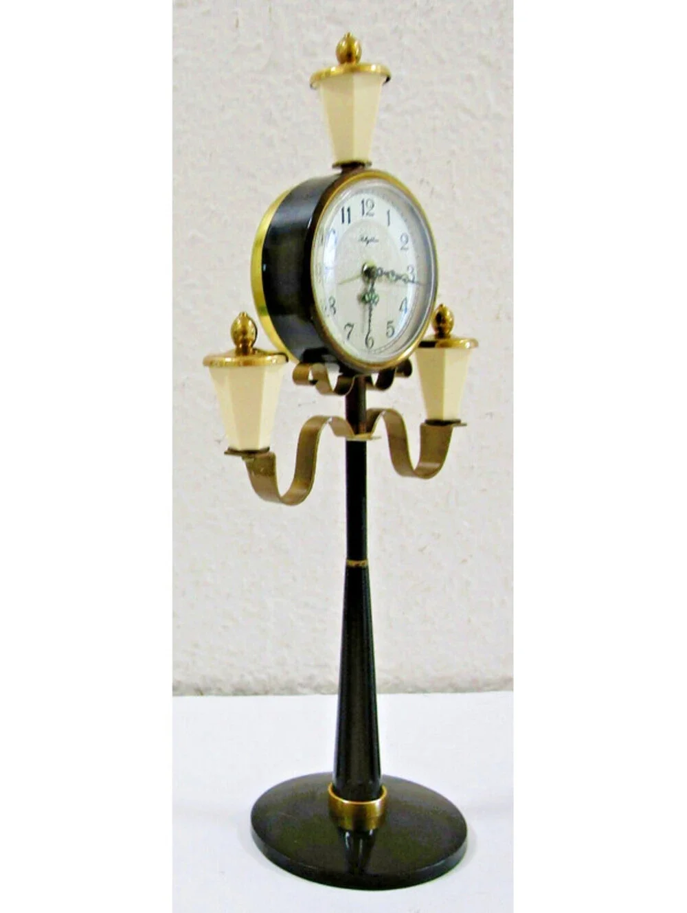 Vintage Rhythm Street Lamp Alarm Clock